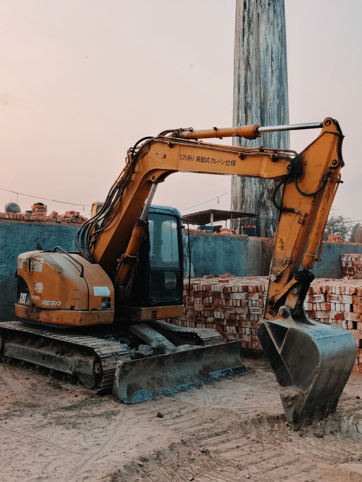 Buldozer sau încărcător frontal: la ce folosește fiecare pe șantier